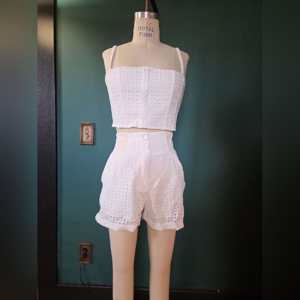Fleur Du Mal White Eyelet 2 Pieve Set